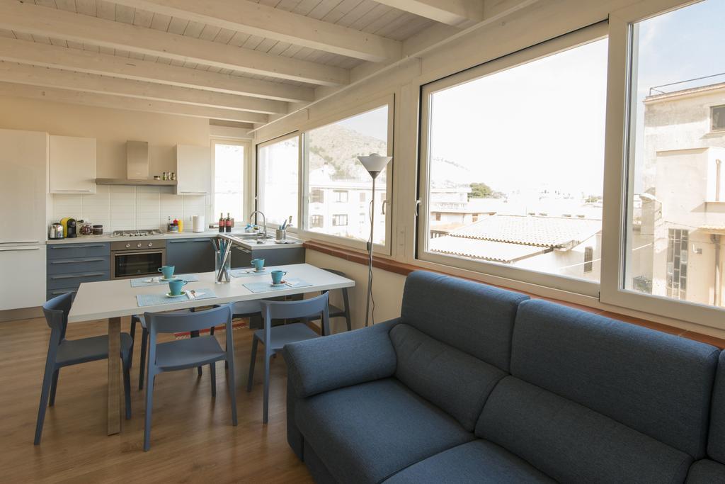 شقة La Terrazza Del Baglio مونديلّو المظهر الخارجي الصورة